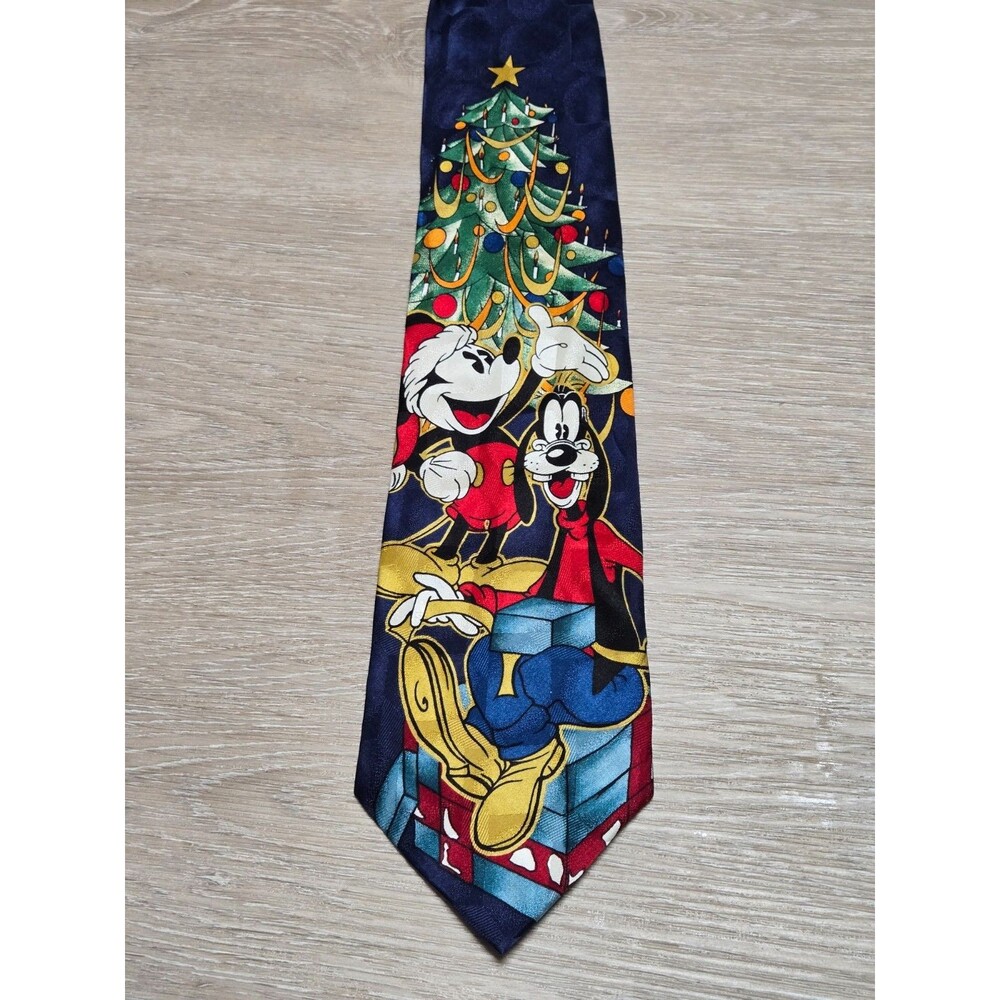 Disney Mickey Mouse Goofy Christmas Holiday Tie